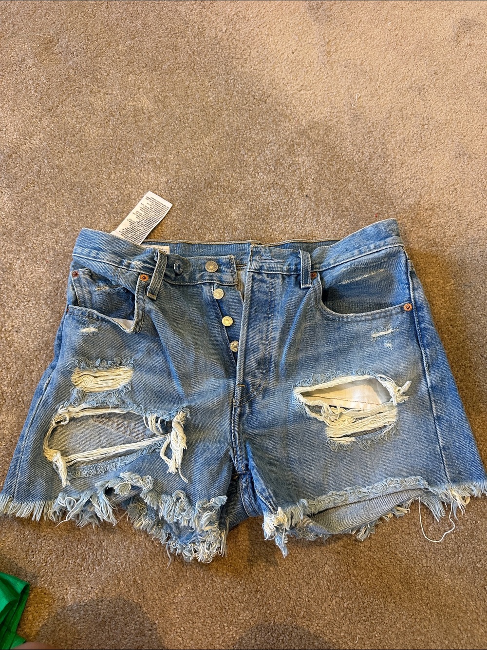 Levi’s Jean short never worn